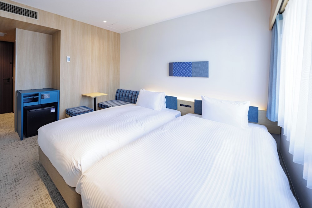 スーペリア ツインルーム 客室1 | ホテルアマネク飛騨高山