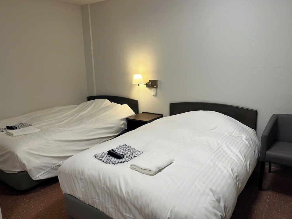 エコノミー ダブルルーム マウンテンビュー 客室2 | Fuji Premium Hotel