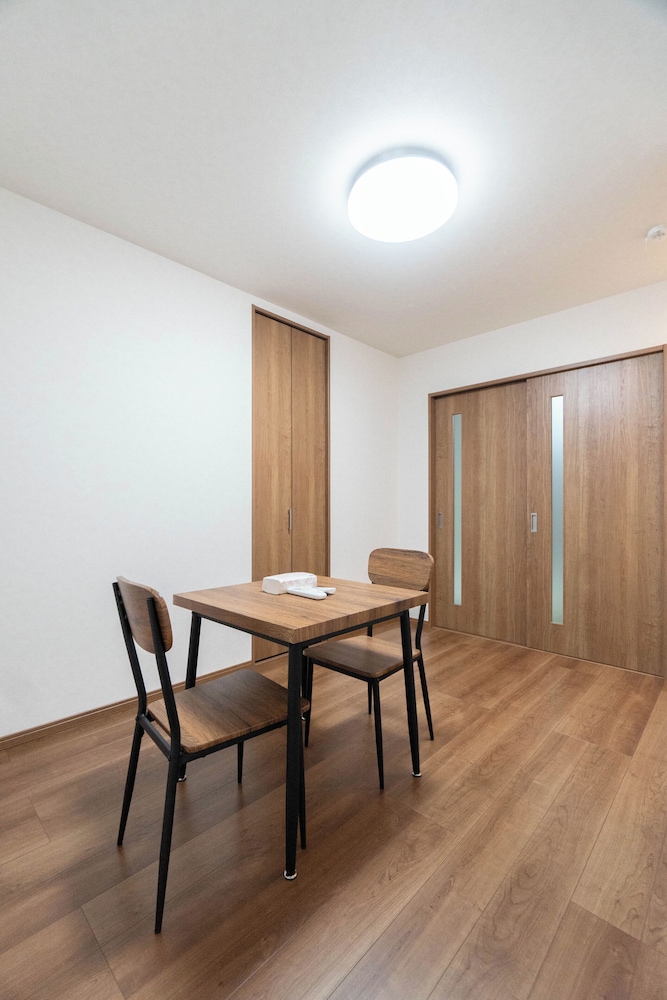 ダイニングルーム1 | HANASTAY花渓居 · 川(KAWA) ダイニングルーム1 | HANASTAY花渓居 · 川(KAWA)