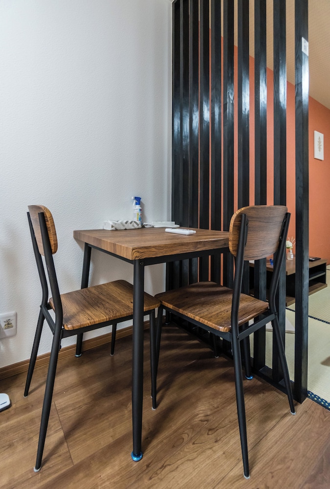 ダイニングルーム1 | HANASTAY花渓居 · 園 (SONO) ダイニングルーム1 | HANASTAY花渓居 · 園 (SONO)