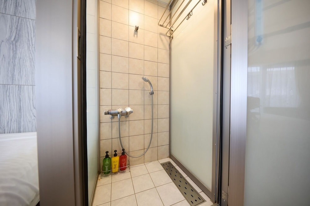 デラックス スイート 禁煙 客室32 | New Normal Condo in KENCHOMINAMIGUCHI