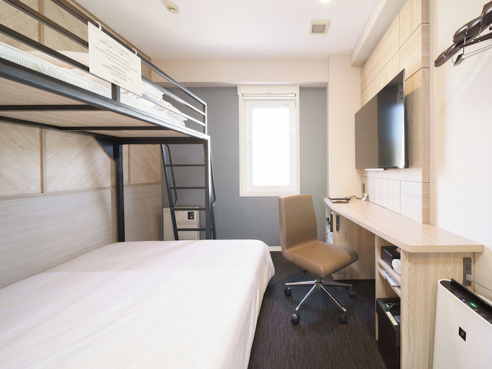 スーパールーム (定員に幼児含む) 禁煙 客室3 | スーパーホテル 飛騨・高山