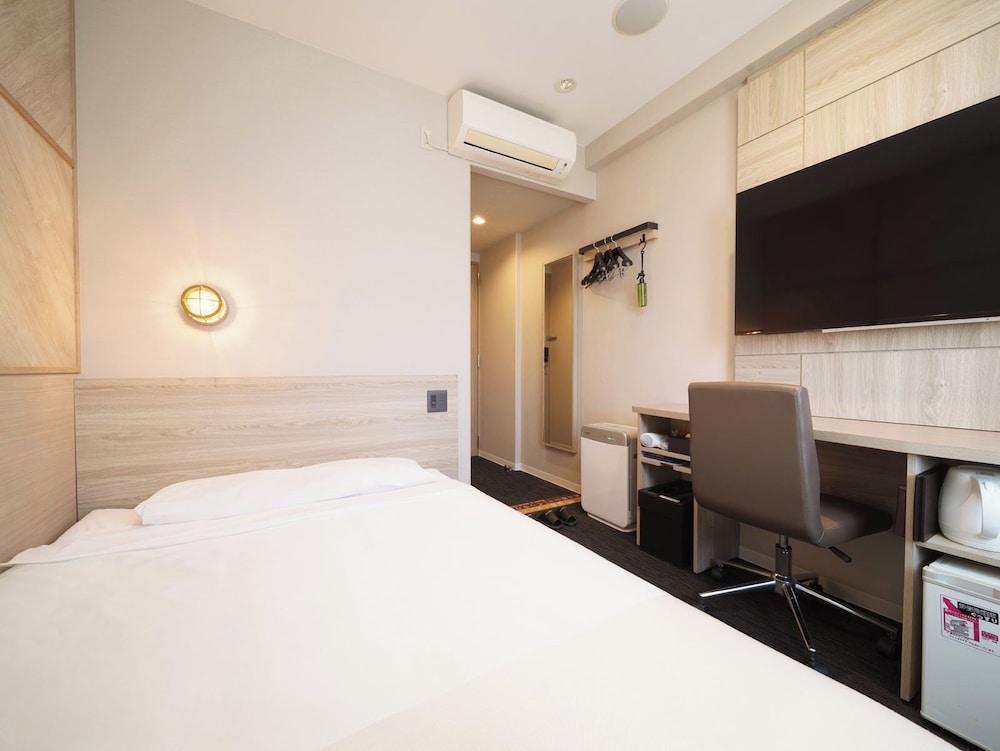 お部屋タイプお任せ (定員に幼児含む) 禁煙 客室2 | スーパーホテル 飛騨・高山