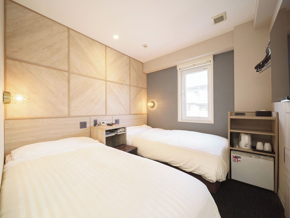 コンパクトツインルーム (定員に幼児含む) 禁煙 | スーパーホテル 飛騨・高山