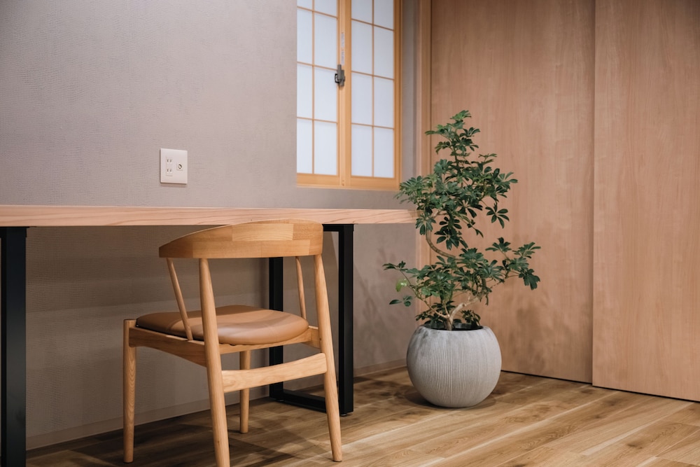 WOOD 禁煙 客室2 | GOKAN KOTOHIRA