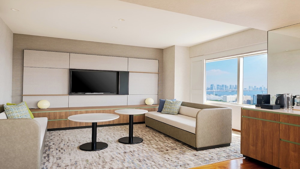 スイート 1 ベッドルーム ベイビュー コーナー 客室1 | ANAホリデイ・イン東京ベイ by IHG