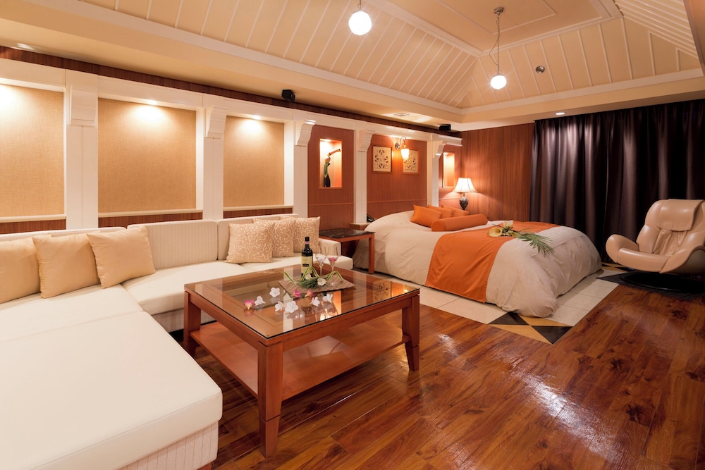 ロイヤル ダブルルーム 客室1 | ホテルベノアリゾート