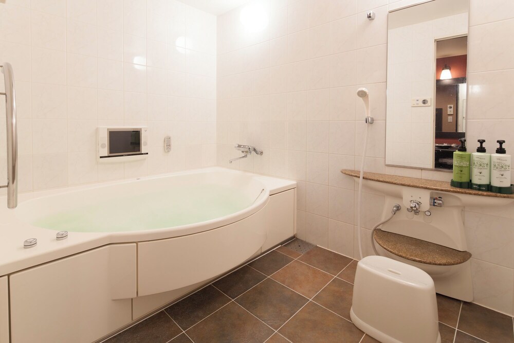 スタンダード ダブルルーム キングベッド 1 台 バスルーム0 | ホテルベノアリゾート