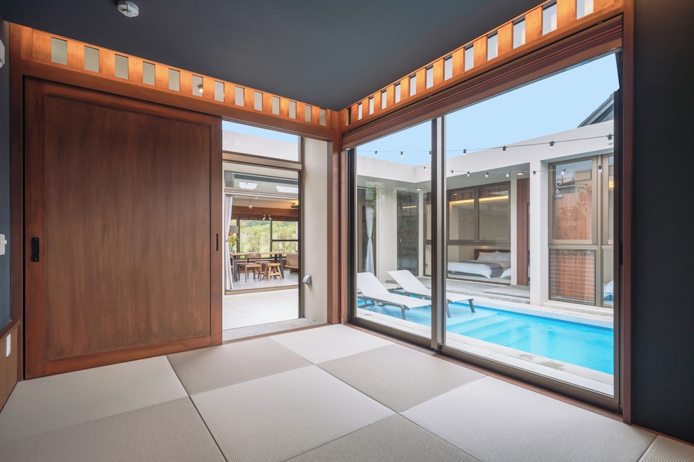 ヴィラ 客室15 | Reflexion Villas GLANZ