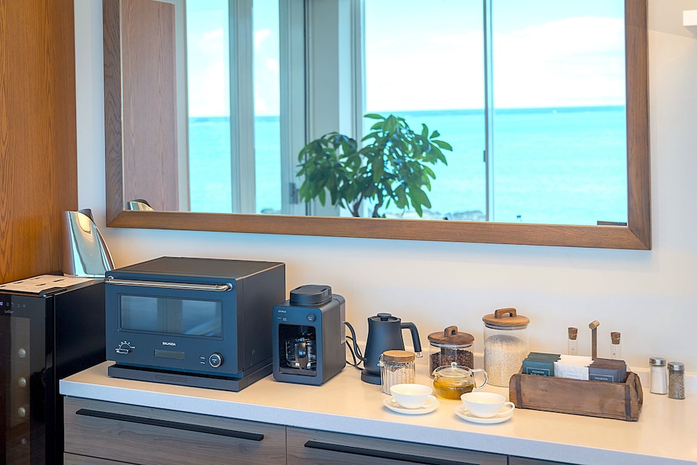 ラグジュアリー ヴィラ 専用キッチン0 | サンメール与論