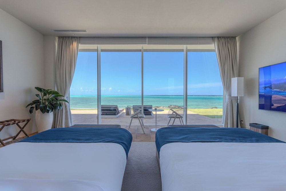 ラグジュアリー ヴィラ 客室2 | サンメール与論