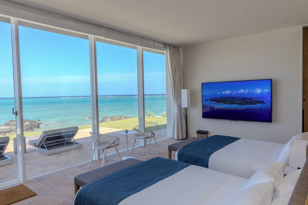 内装1 | サンメール与論