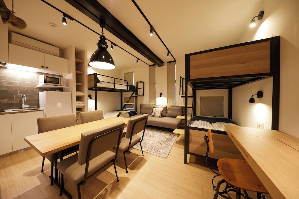 デラックス 4 人部屋 | TORACO konohana