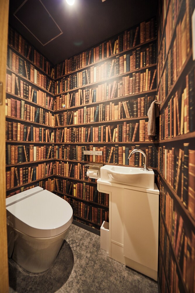 デラックス 4 人部屋 バスルーム0 | TORACO konohana