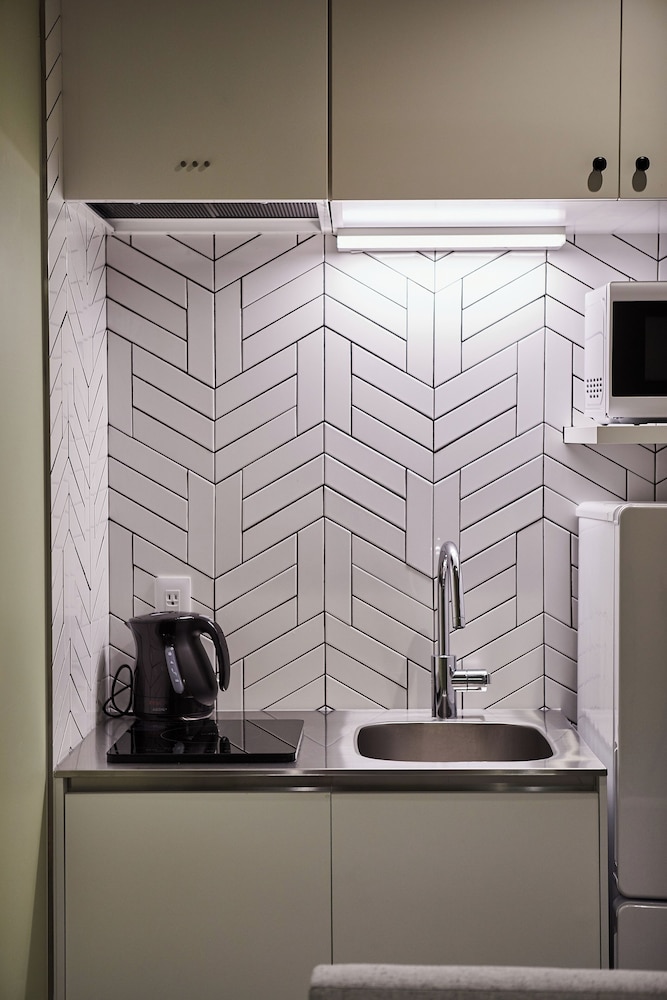 コンフォート 4 人部屋 専用キッチン0 | TORACO konohana