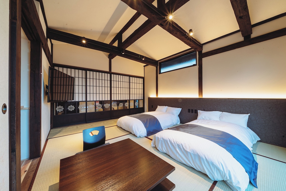 ツインルーム 客室1 | HAPPOYA (八方屋)