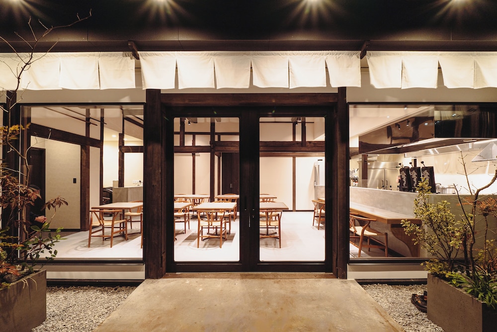 施設の正面1 | HAPPOYA (八方屋) 施設の正面1 | HAPPOYA (八方屋)