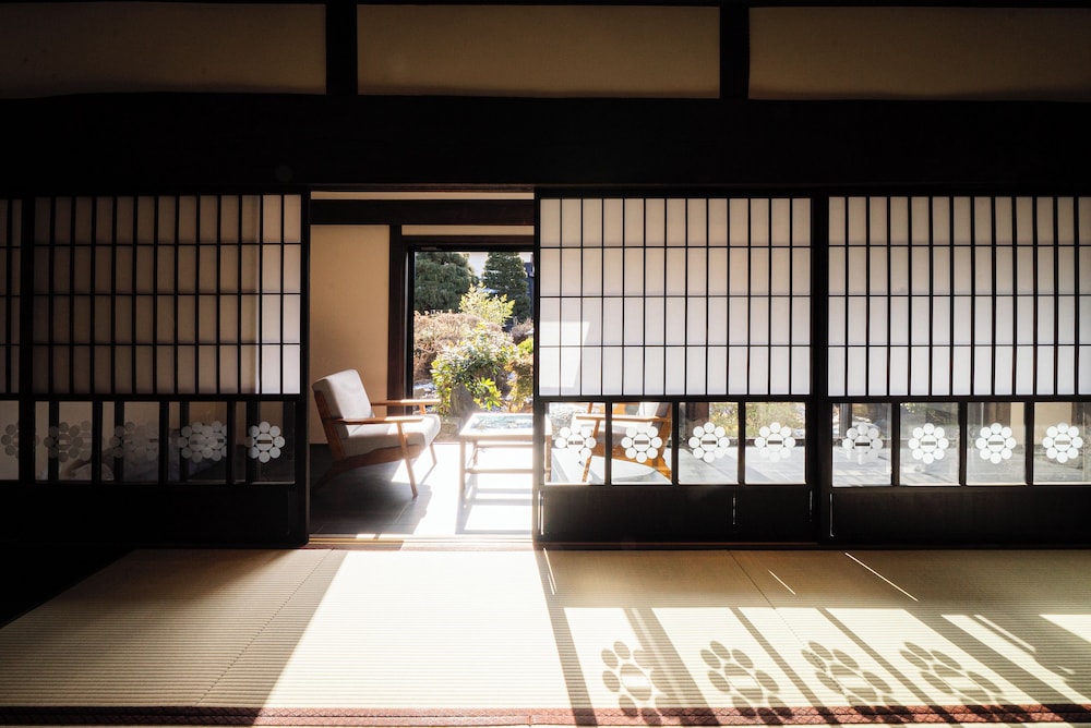 4 人部屋 客室3 | HAPPOYA (八方屋)