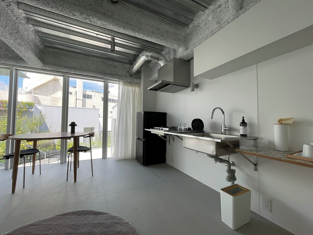 部屋番号314 プレミア アパートメント 禁煙 シティビュー 客室13 | まえばしガレリア