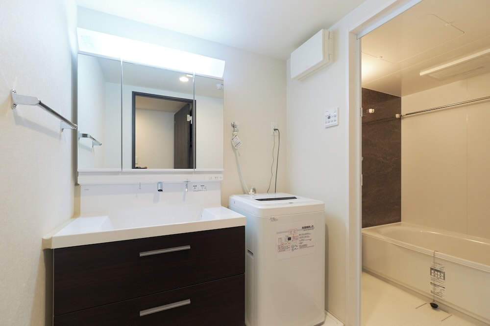 C-1(5p) 禁煙 バスルーム1 | AQUA RESIDENCE三軒茶屋