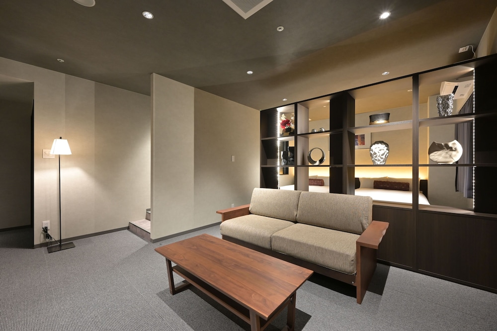 ラグジュアリー ツインルーム | ホテルザセブン熊本