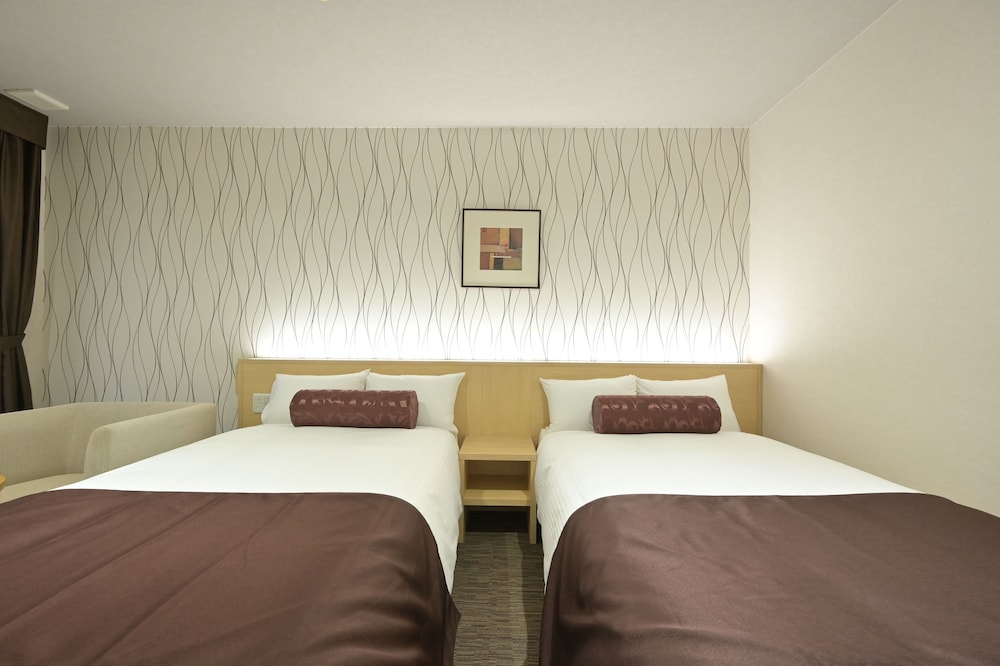 デラックス ツインルーム 禁煙 シティビュー 客室3 | ホテルザセブン熊本