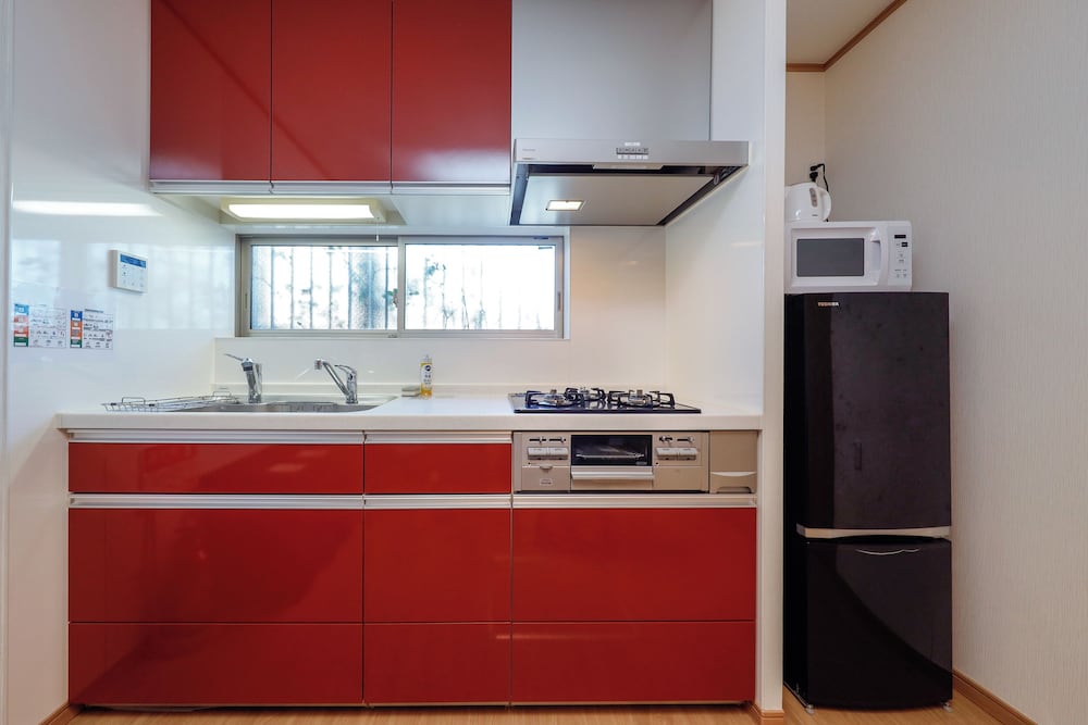 1F(7p) 禁煙 専用キッチン3 | ドミール世田谷 by Tranova