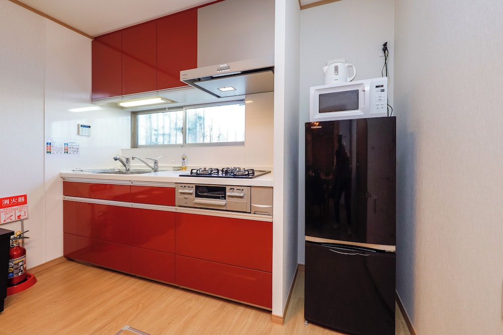 1F(7p) 禁煙 専用キッチン1 | ドミール世田谷 by Tranova