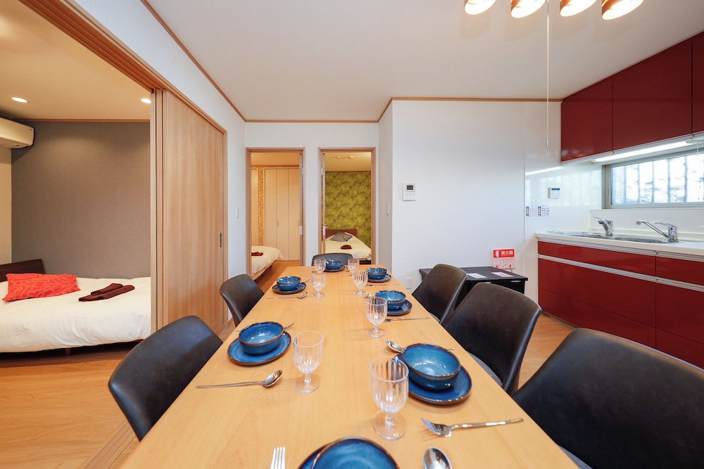 1F(7p) 禁煙 リビング エリア1 | ドミール世田谷 by Tranova