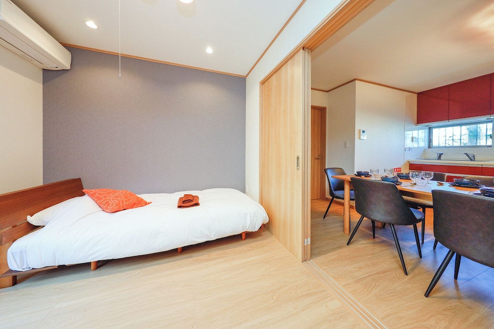 1F(7p) 禁煙 客室14 | ドミール世田谷 by Tranova