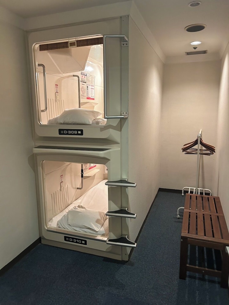 ルーム | 男性専用 カプセルホテル朝日プラザ心斎橋