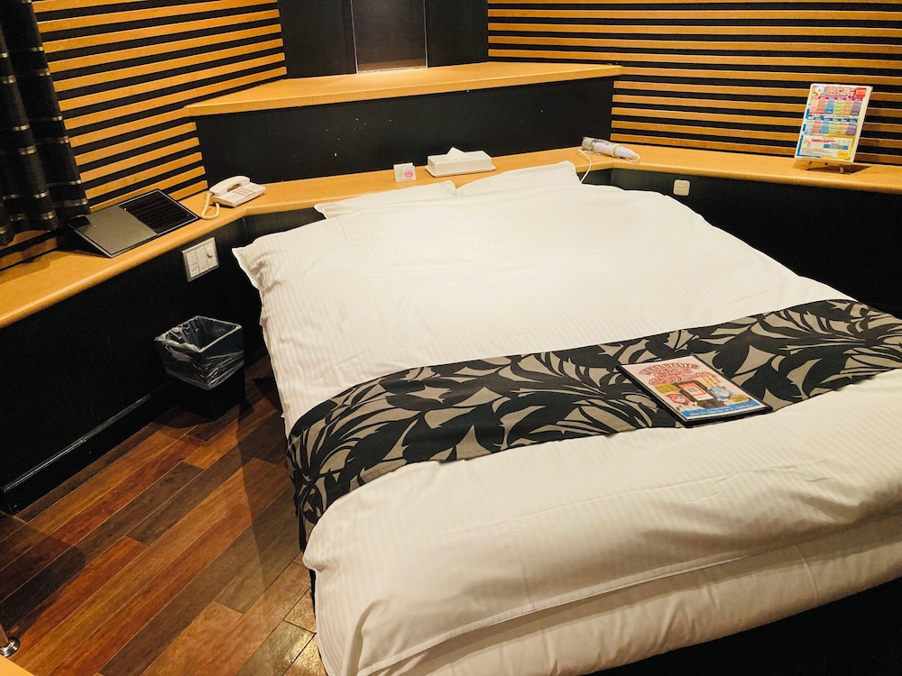 ベーシック ダブルルーム 客室2 | ホテル パレ ド フルー - 大人限定