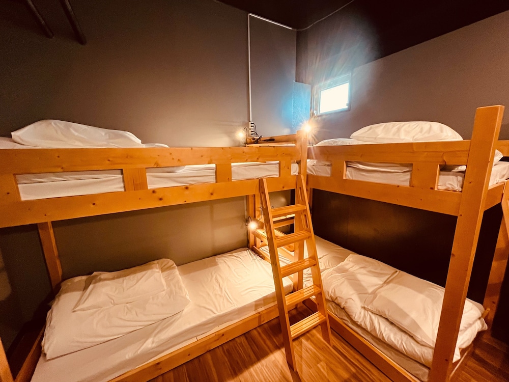 4 人部屋 | みかみ浅草橋ホテル