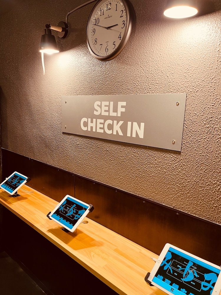 チェックイン / チェックアウト キオスク1 | みかみ浅草橋ホテル チェックイン / チェックアウト キオスク1 | みかみ浅草橋ホテル