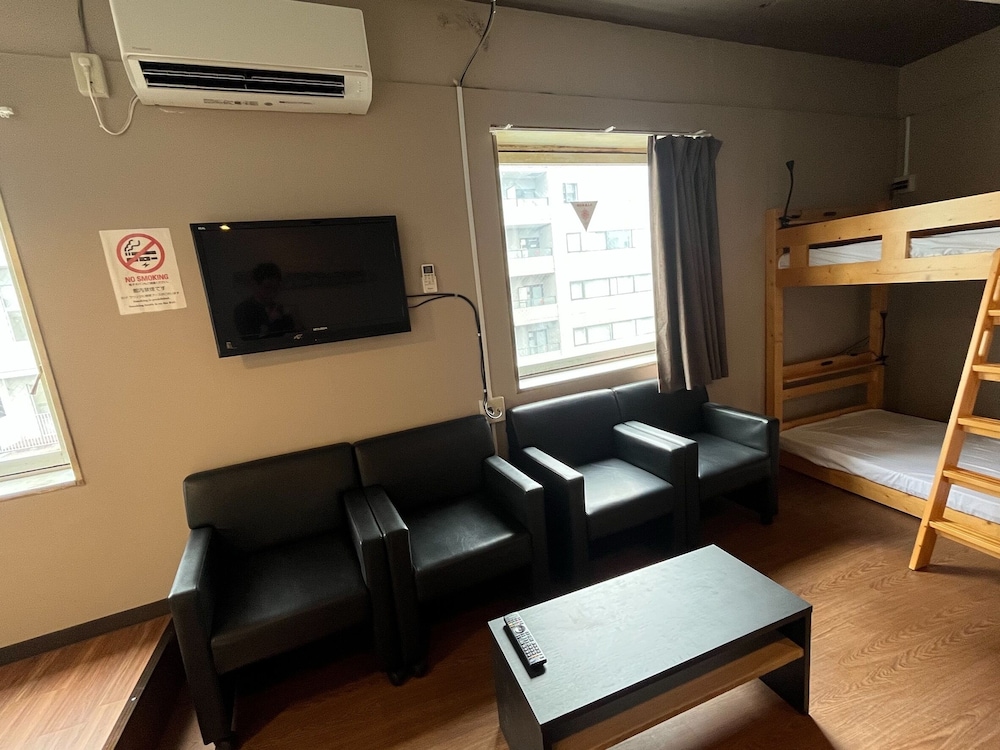 スタンダード 4 人部屋 客室1 | 日の出神楽坂駅前ホテル