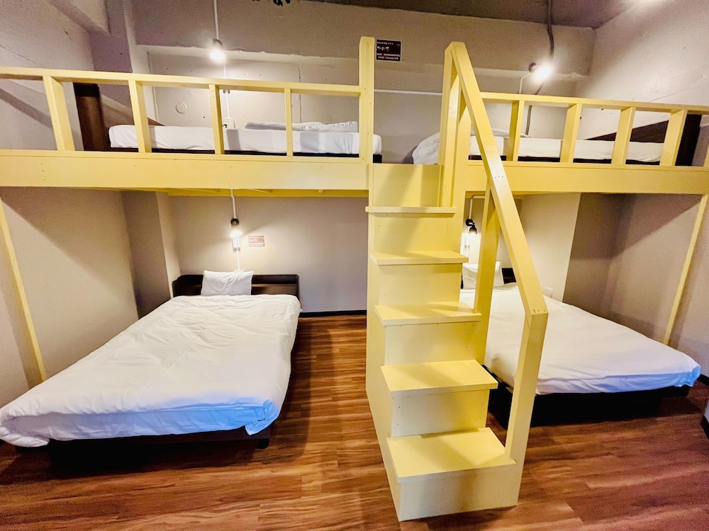 プレミアム 4 人部屋 | 日の出神楽坂駅前ホテル