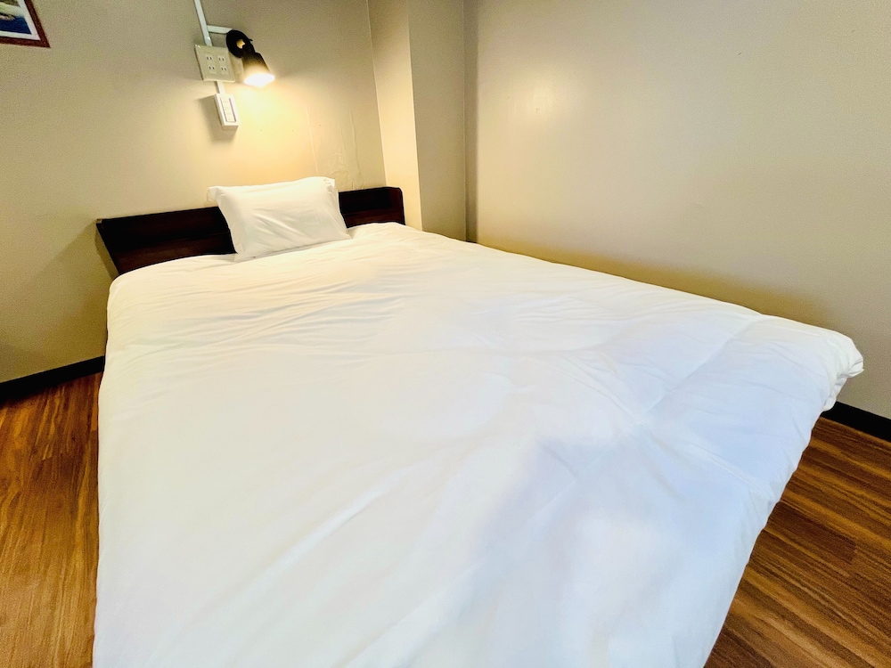 コンフォート 4 人部屋 客室2 | 日の出神楽坂駅前ホテル