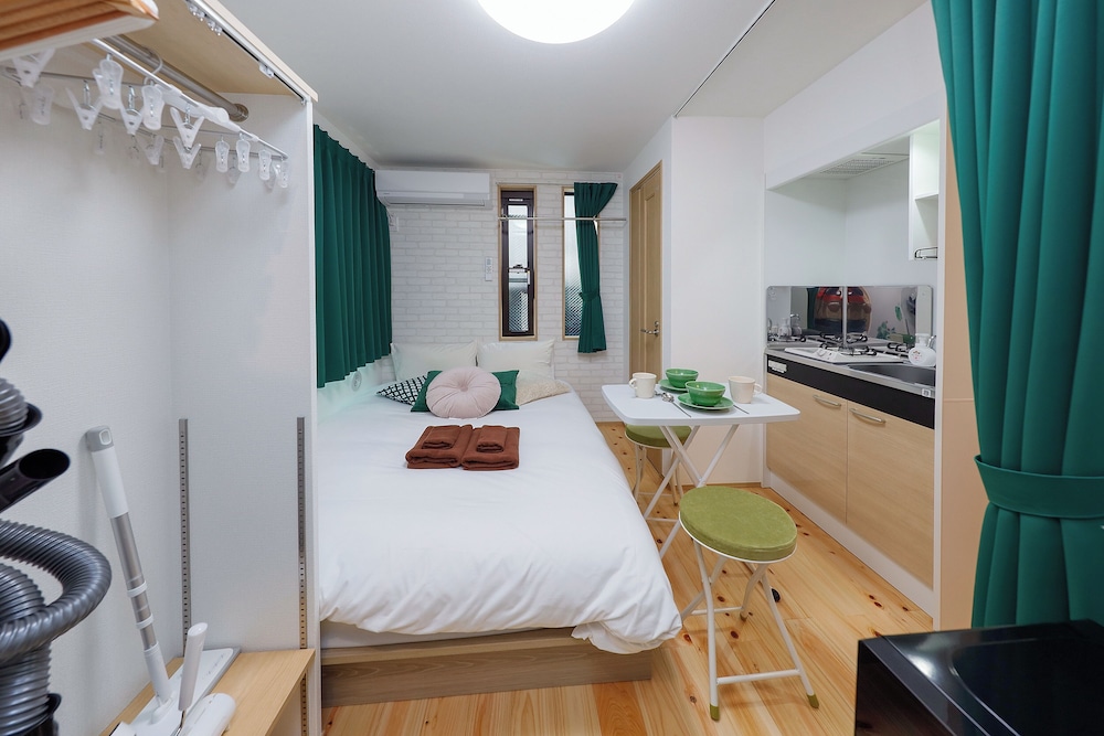 C(2p) 禁煙 | Zenith shinjuku 檜 by Tranova