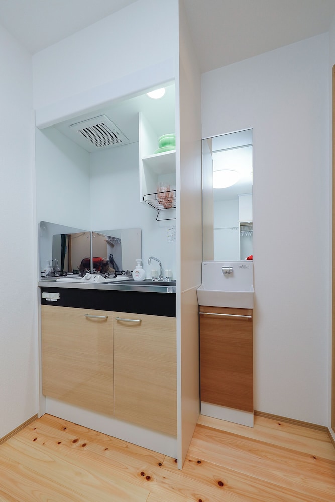 C(2p) 禁煙 バスルーム2 | Zenith shinjuku 檜 by Tranova