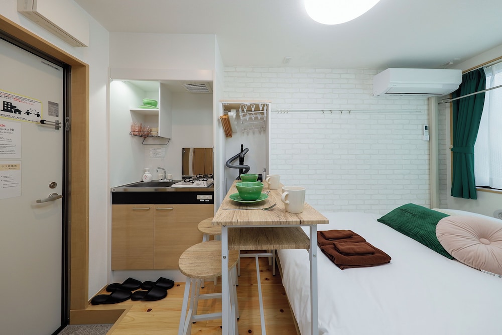 B(2p) 禁煙 客室10 | Zenith shinjuku 檜 by Tranova