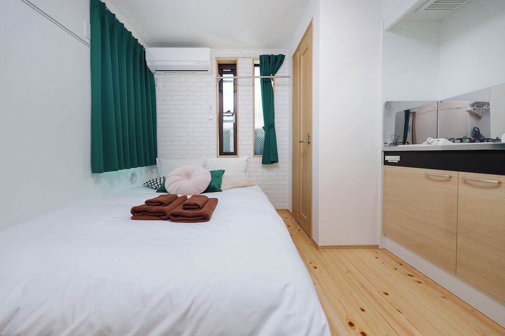 C(2p) 禁煙 客室2 | Zenith shinjuku 檜 by Tranova