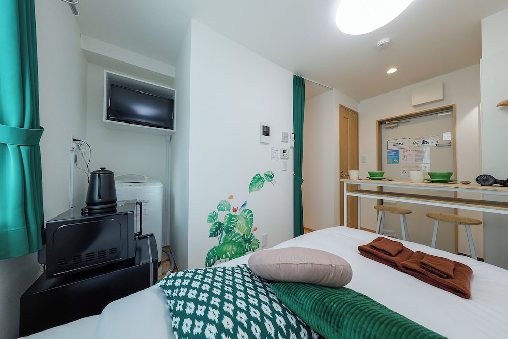 B(2p) 禁煙 客室14 | Zenith shinjuku 檜 by Tranova