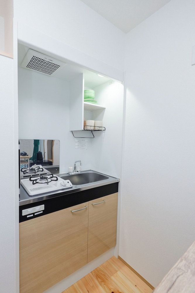 A(2p) 禁煙 専用キッチン1 | Zenith shinjuku 檜 by Tranova