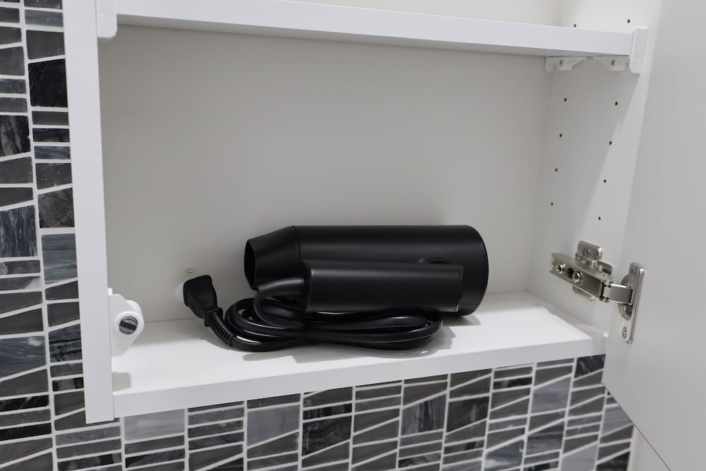 C (4名収容) 禁煙 バスルーム3 | クレアーレ戸越銀座 by Tranova