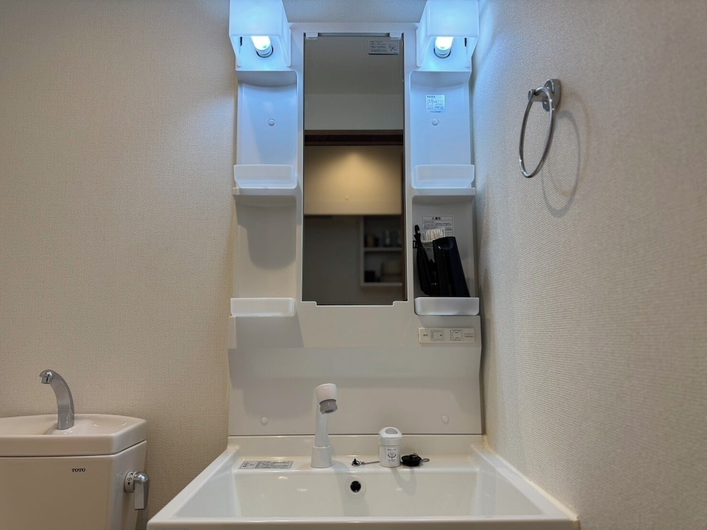 D (2p) バスルーム3 | Zenith Garden TOGOSHI