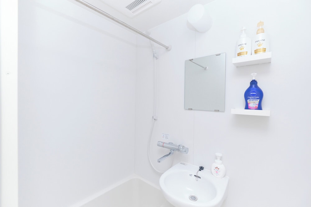 A-2(2p ユニットバス )　禁煙 バスルーム2 | Seacrest Nakanobu by Tranova