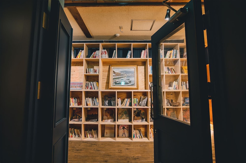 ベーシック 共同ドミトリー 内装1 | Tug-B Bar&Hostel