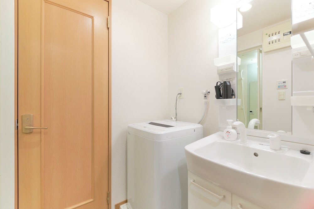 C-1 (2名収容) 禁煙 バスルーム5 | アルバセレッソ