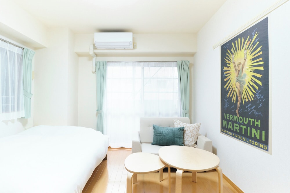 B-1 (3名収容) 禁煙 客室9 | アルバセレッソ