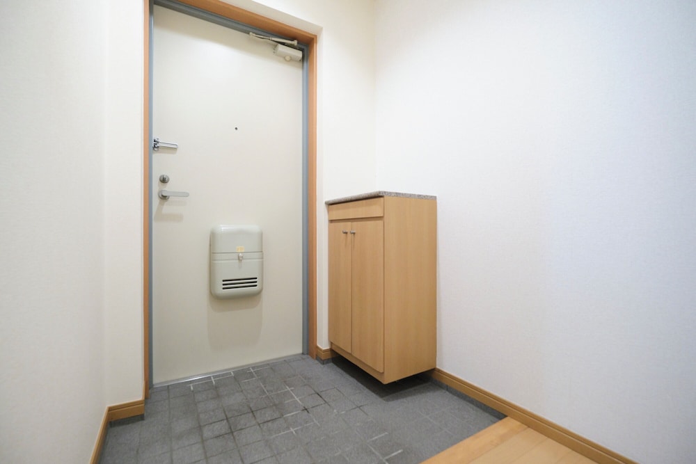 B-1 (3名収容) 禁煙 客室11 | アルバセレッソ